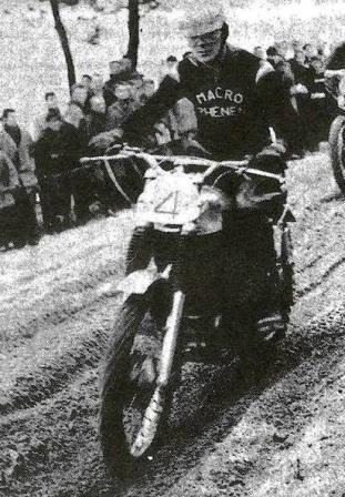 Jan Keizer met de BSA